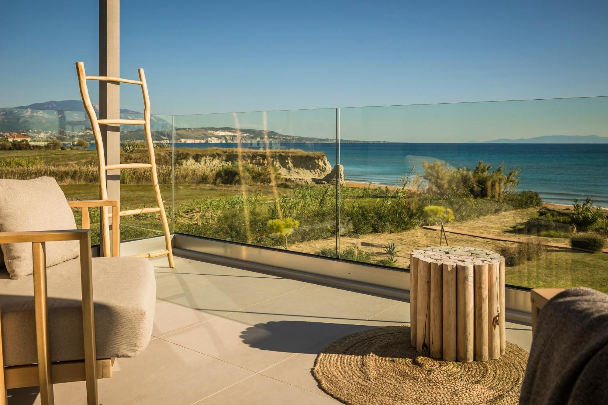 Grand Blue Beach Residences Lixouri Esterno foto