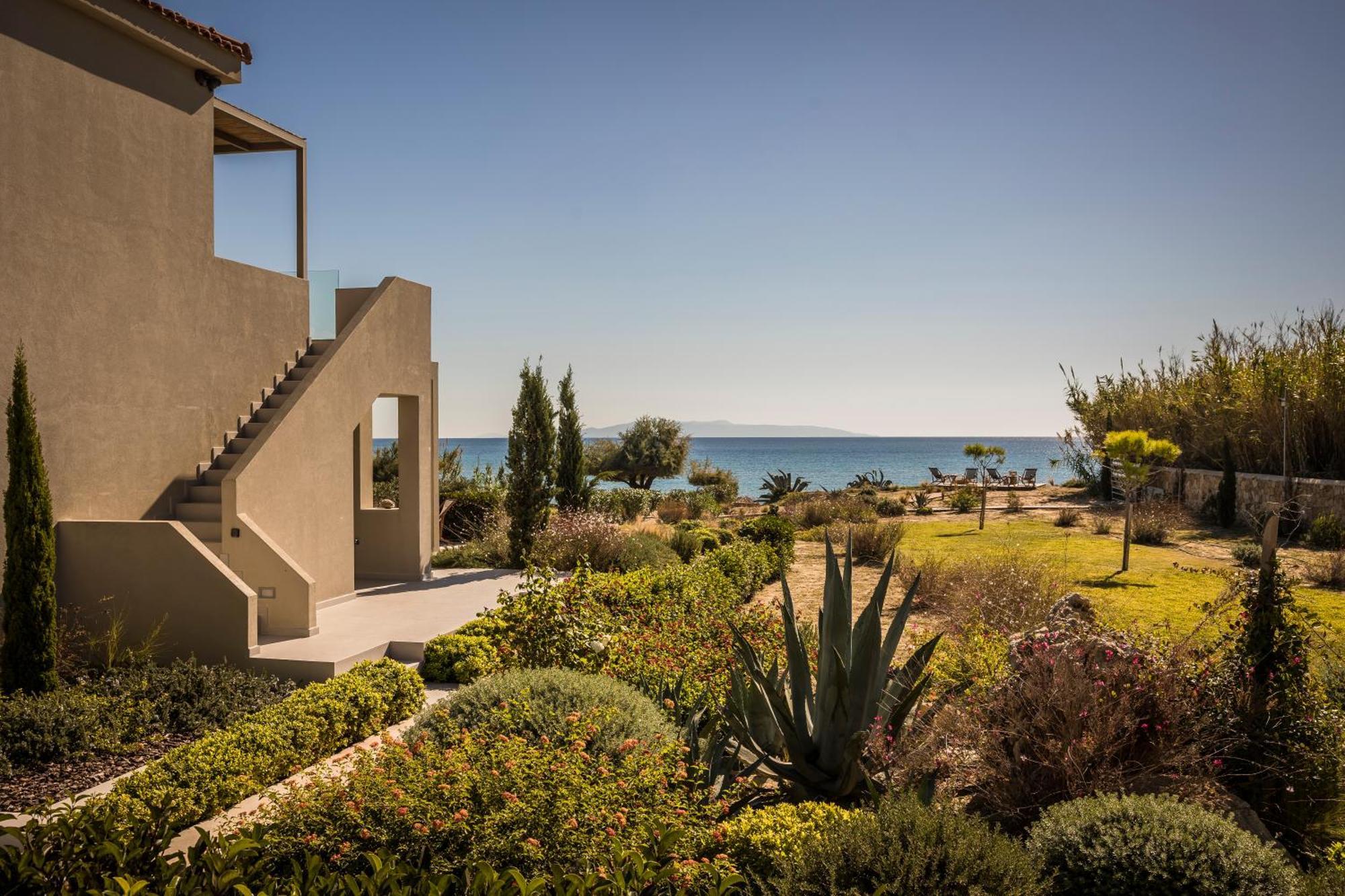 Grand Blue Beach Residences Lixouri Esterno foto