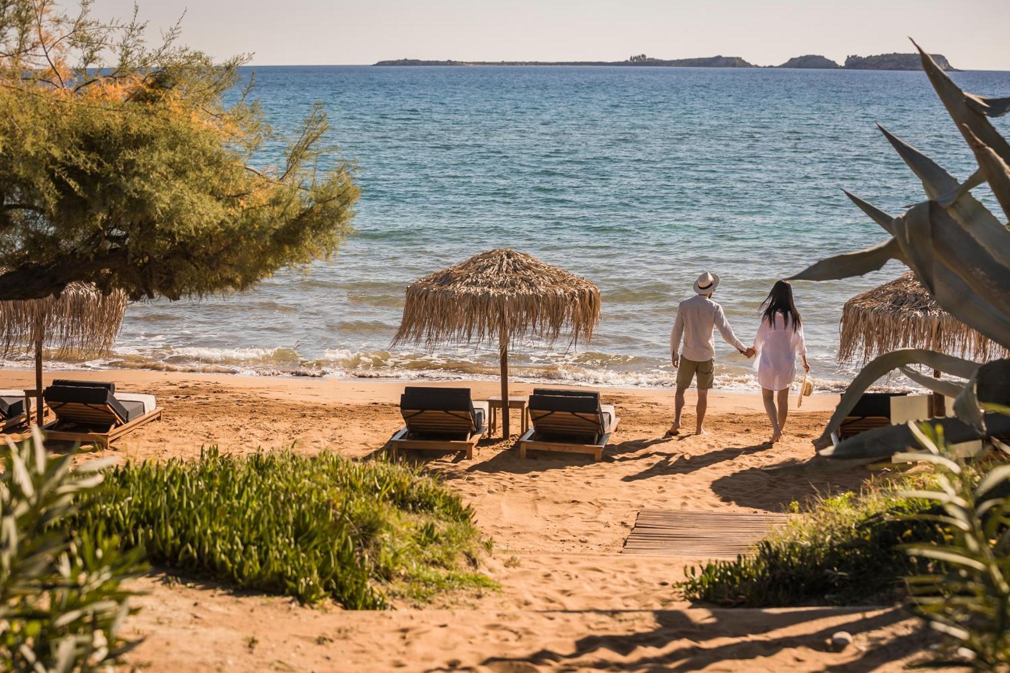 Grand Blue Beach Residences Lixouri Esterno foto